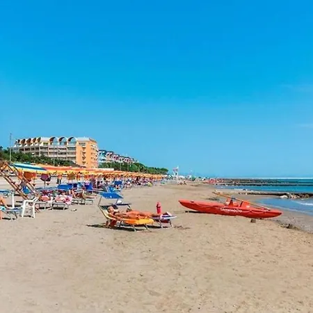 Cozy Flat Close To The Sea-porto Santa Margherita * Porto Santa Margherita di Caorle